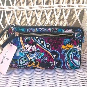Disney Vera Bradley Minnie Mickey Mouse Wallet NWT